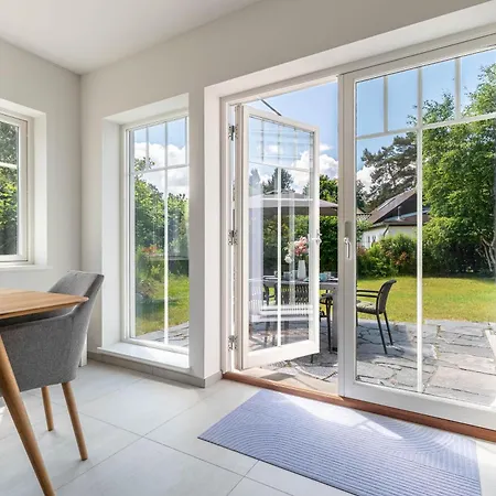Schwedenhaus Leevsteed Hébergement de vacances *
